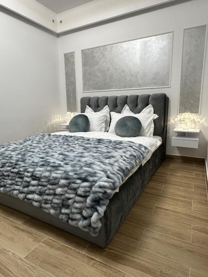 Luxury Studio 7 Roşu 外观 照片